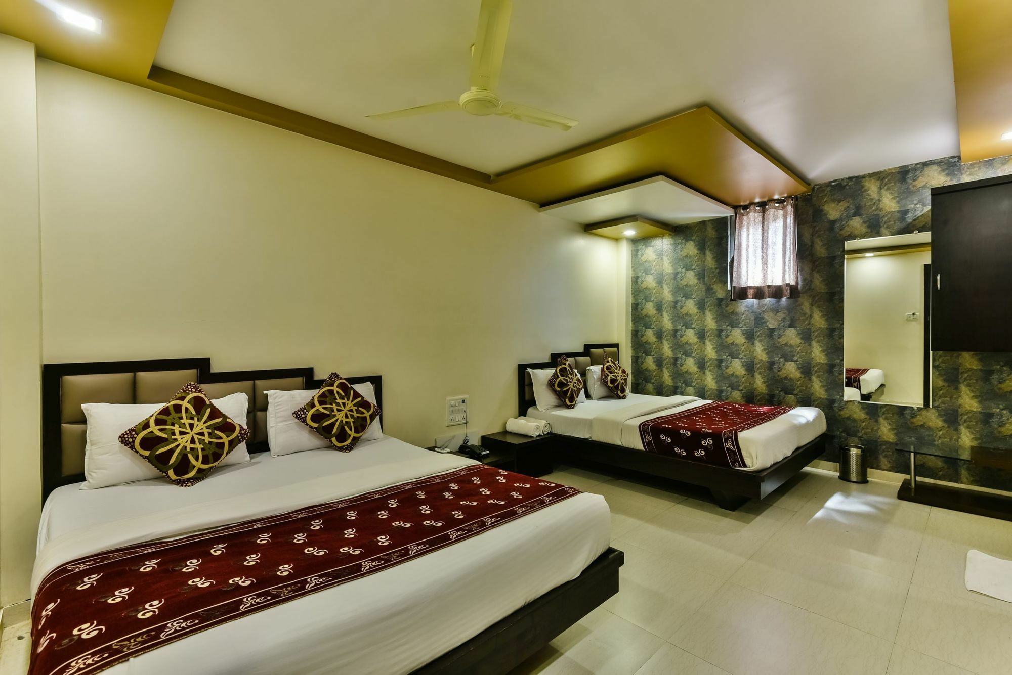 Hotel Guestinn Residency Bombay Exterior foto