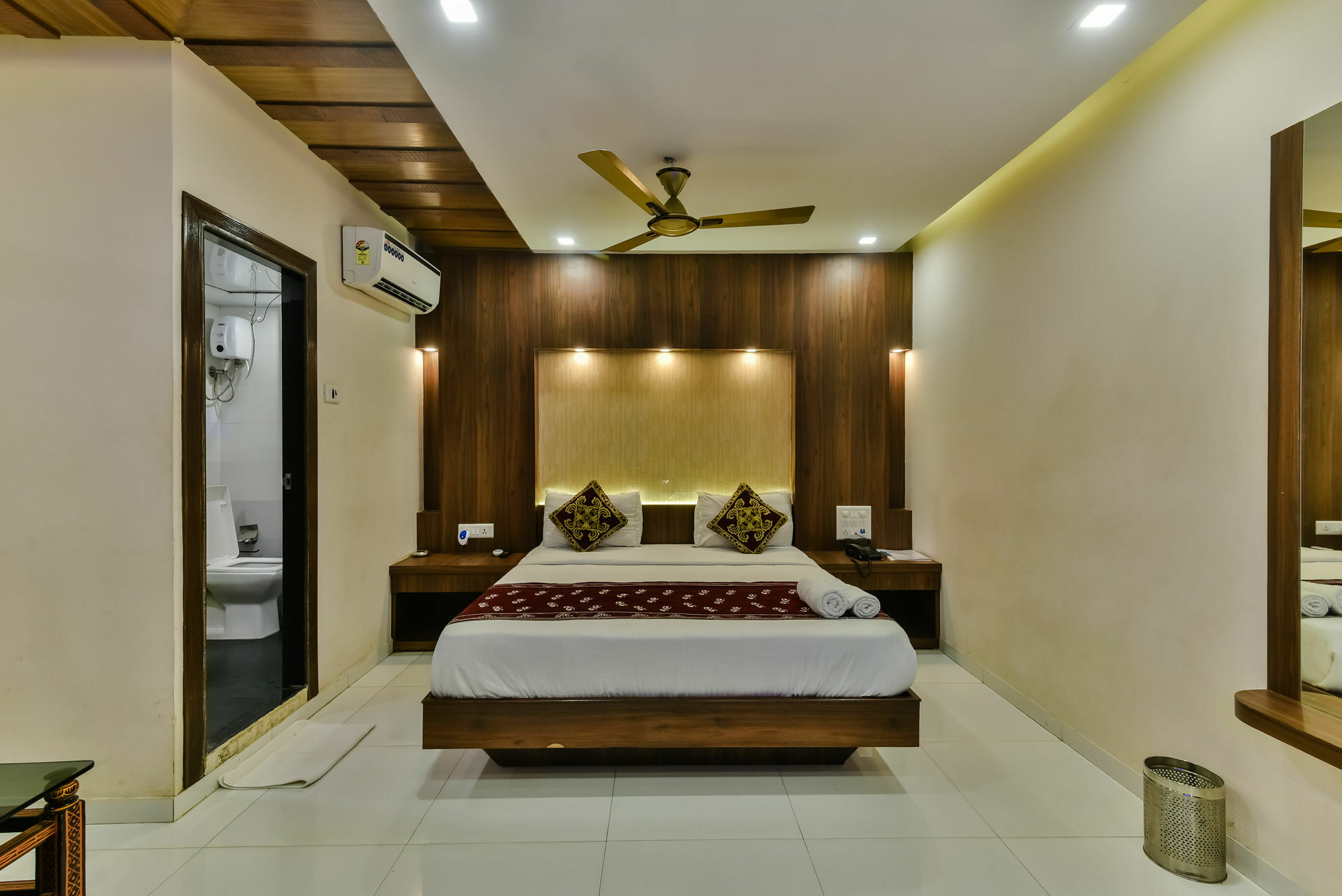 Hotel Guestinn Residency Bombay Exterior foto